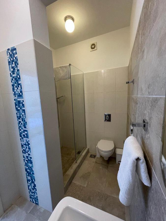 Two Palms Apartment ซูโตมอเร ภายนอก รูปภาพ