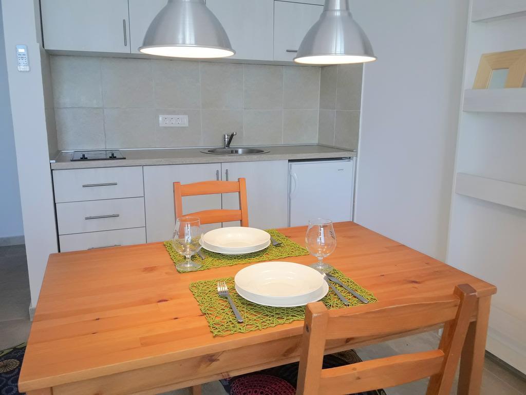 Two Palms Apartment ซูโตมอเร ภายนอก รูปภาพ